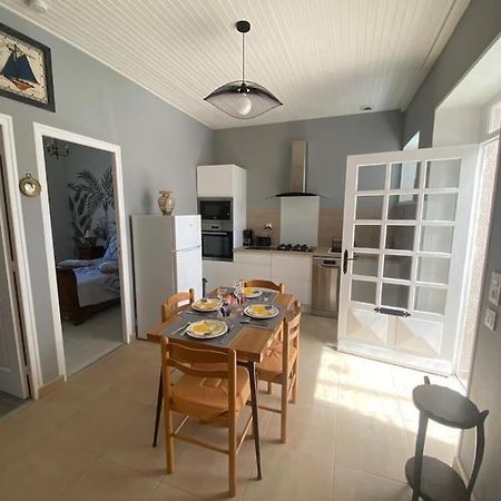 Charmant Logement Avec 2 Veranda Le Vivier-sur-Mer Esterno foto